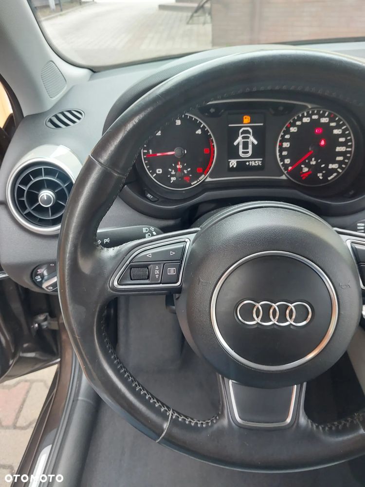 Audi A1 Sportback 1.6 TDI S line edition - 21