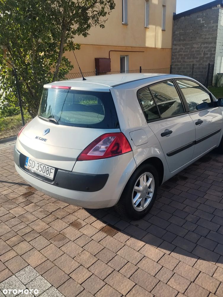 Renault Megane 1.6 Confort Authenique - 4