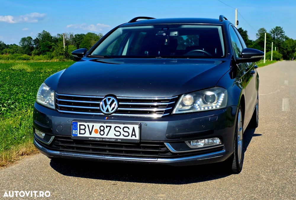 Volkswagen Passat 2.0 TDI DSG Trendline - 1
