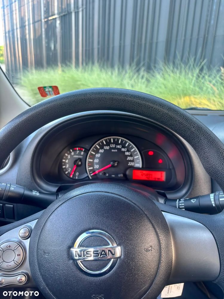 Nissan Micra 1.2 30 Jahre Edition - 4