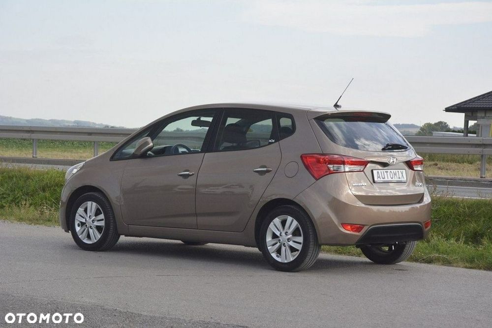 Hyundai Ix20 2014 photo 5