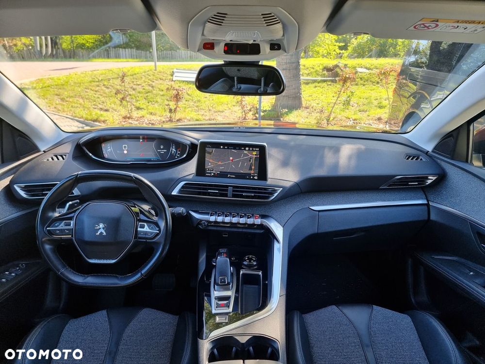 Peugeot 3008 1.5 BlueHDi Allure S&S EAT8 - 29