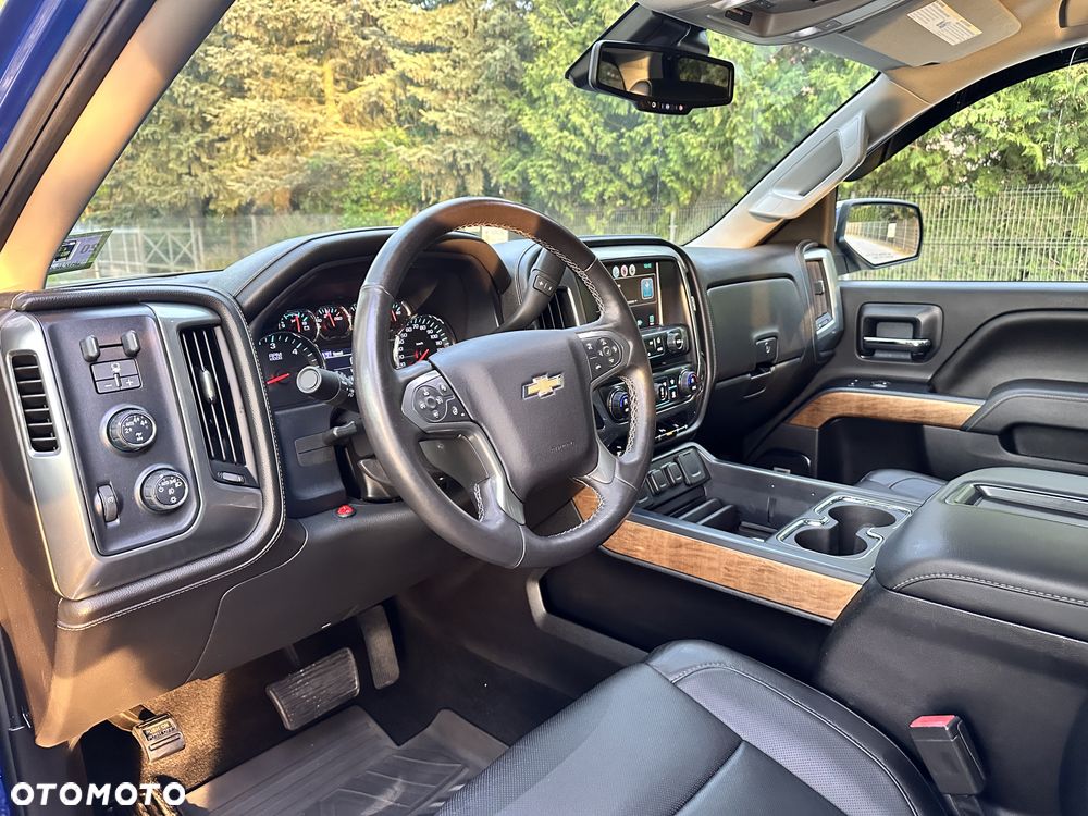 Chevrolet Silverado - 13