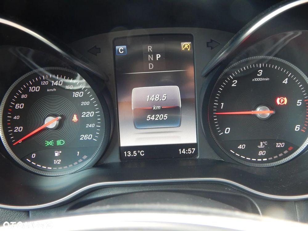 Mercedes-Benz GLC - 25