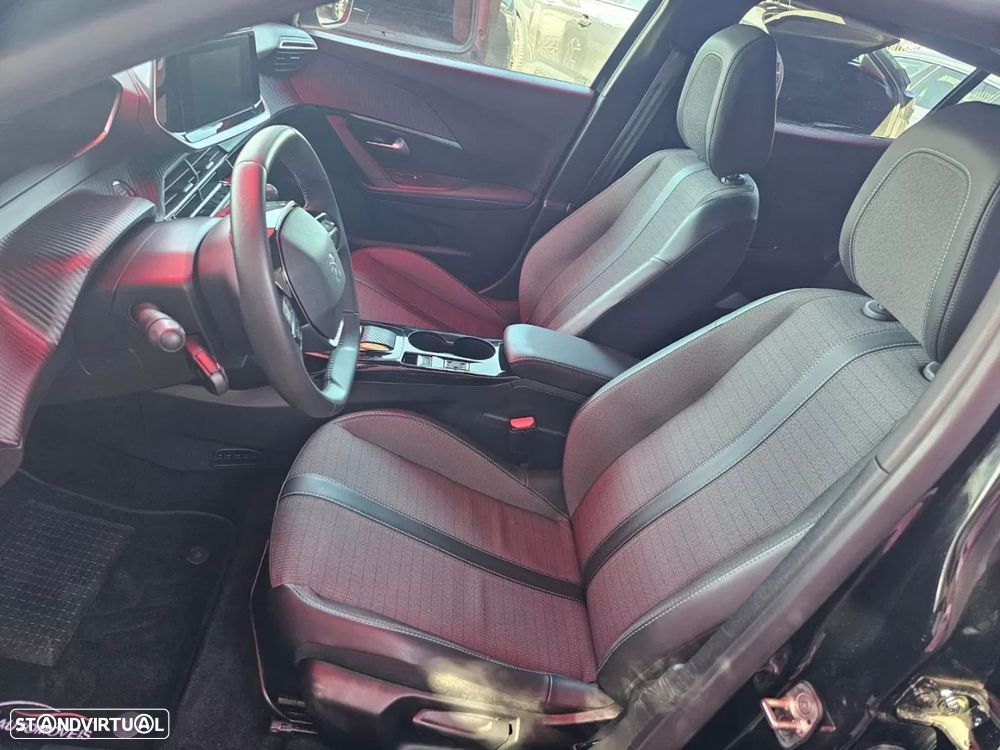 Peugeot e-2008 50 kWh Allure Pack - 8