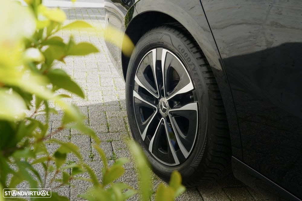 Mercedes-Benz CLA 180 Standard - 39