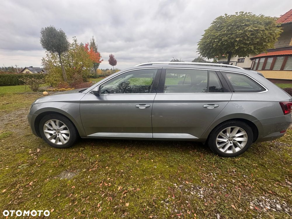 Skoda Superb 2.0 TDI Style DSG - 1