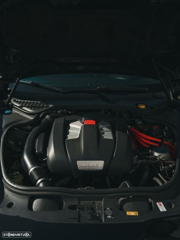 Porsche Panamera S E-Hybrid - 27