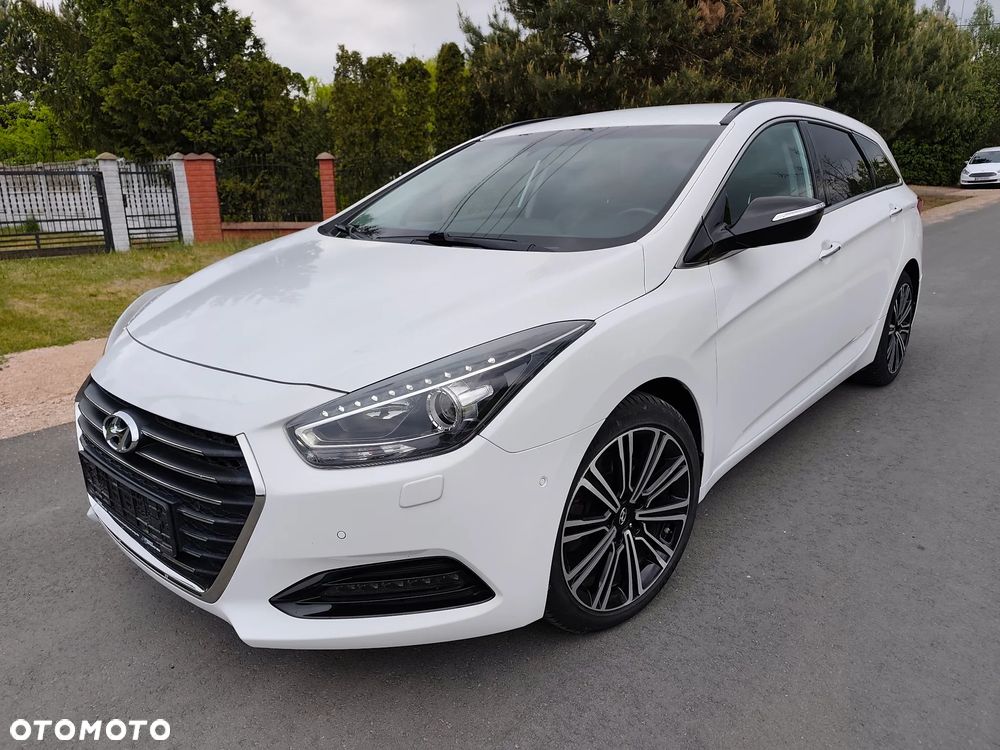 Hyundai i40 Kombi blue 1.7 CRDi DCT Premium - 1