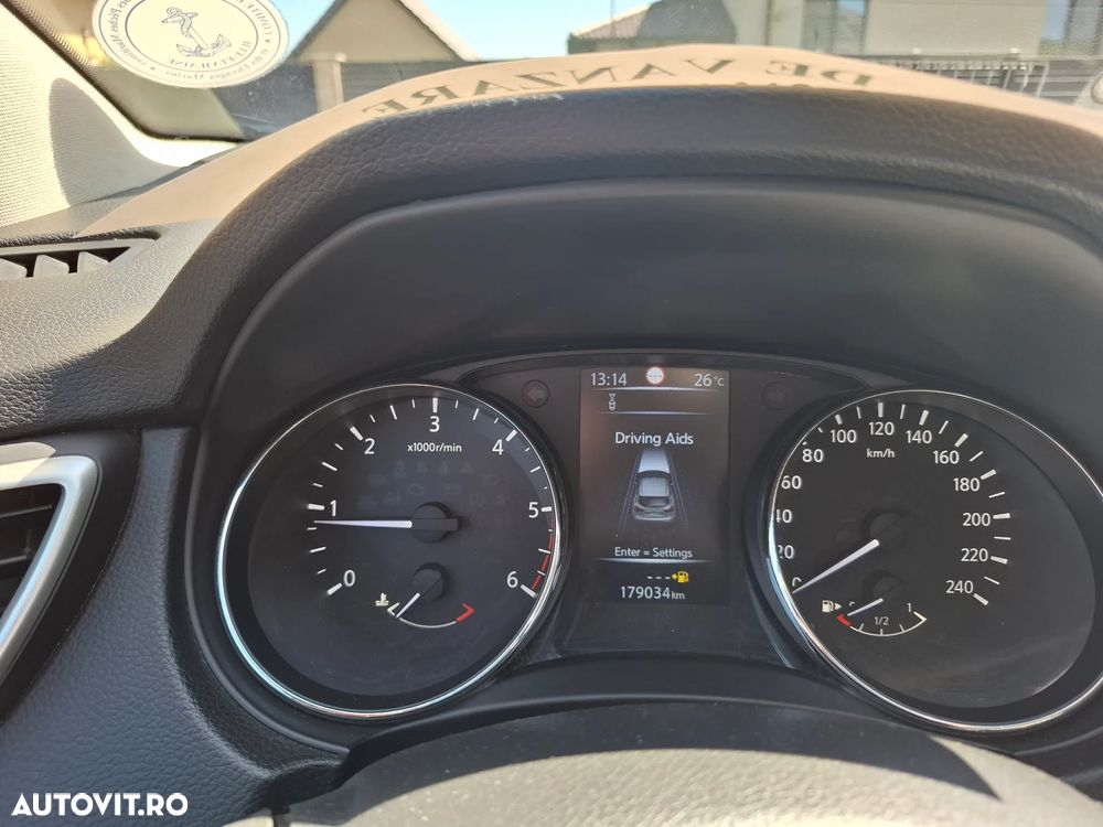 Nissan Qashqai 1.5 DCI Start/Stop N-Connecta - 4
