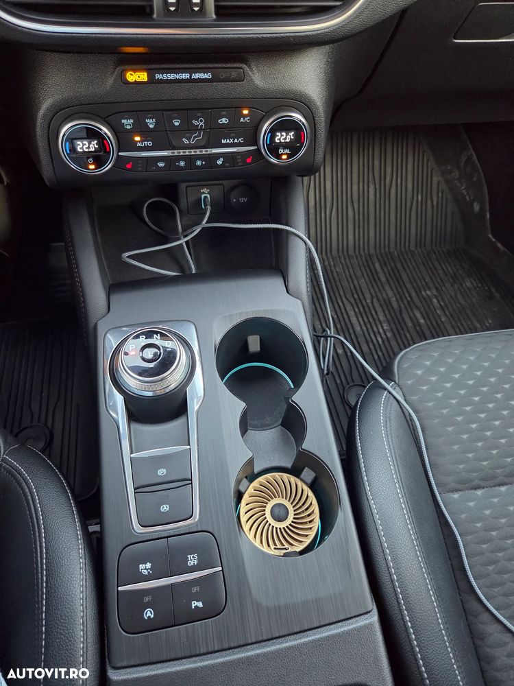 Ford Focus 2.0 EcoBlue Titanium Business - 31