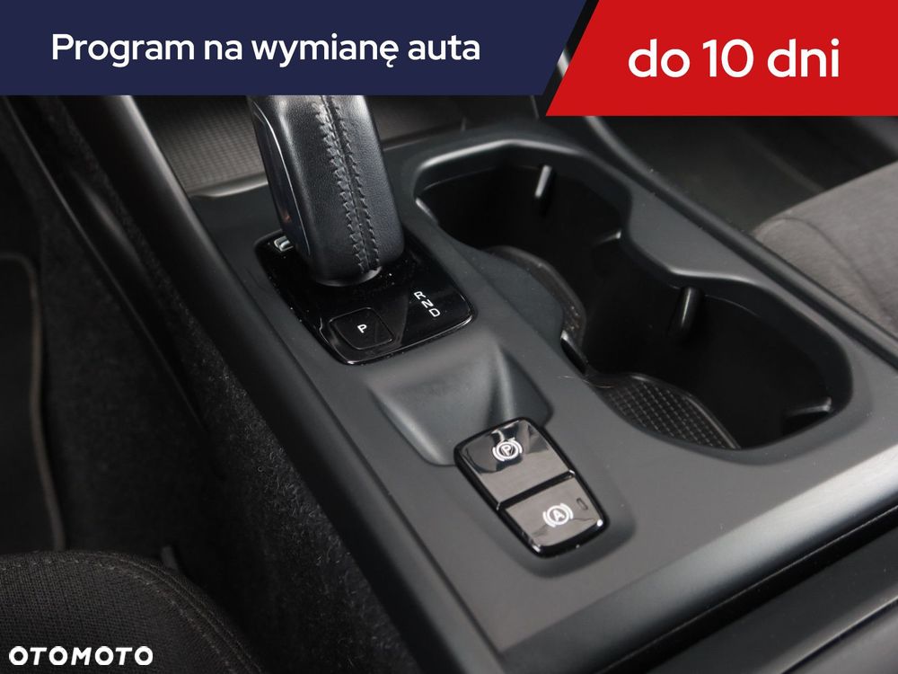Volvo XC 40 - 18