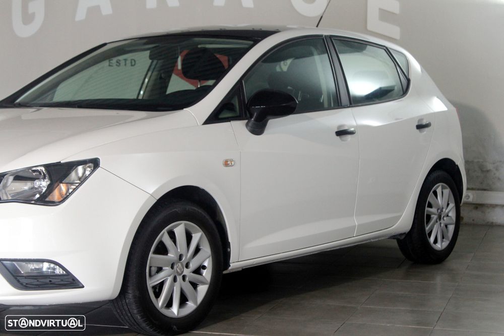 SEAT Ibiza 1.4 TDI Style — fotografia 6