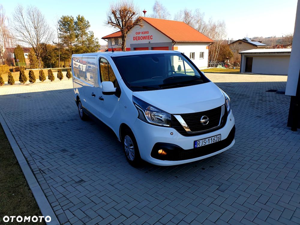 Nissan NV300 - 11