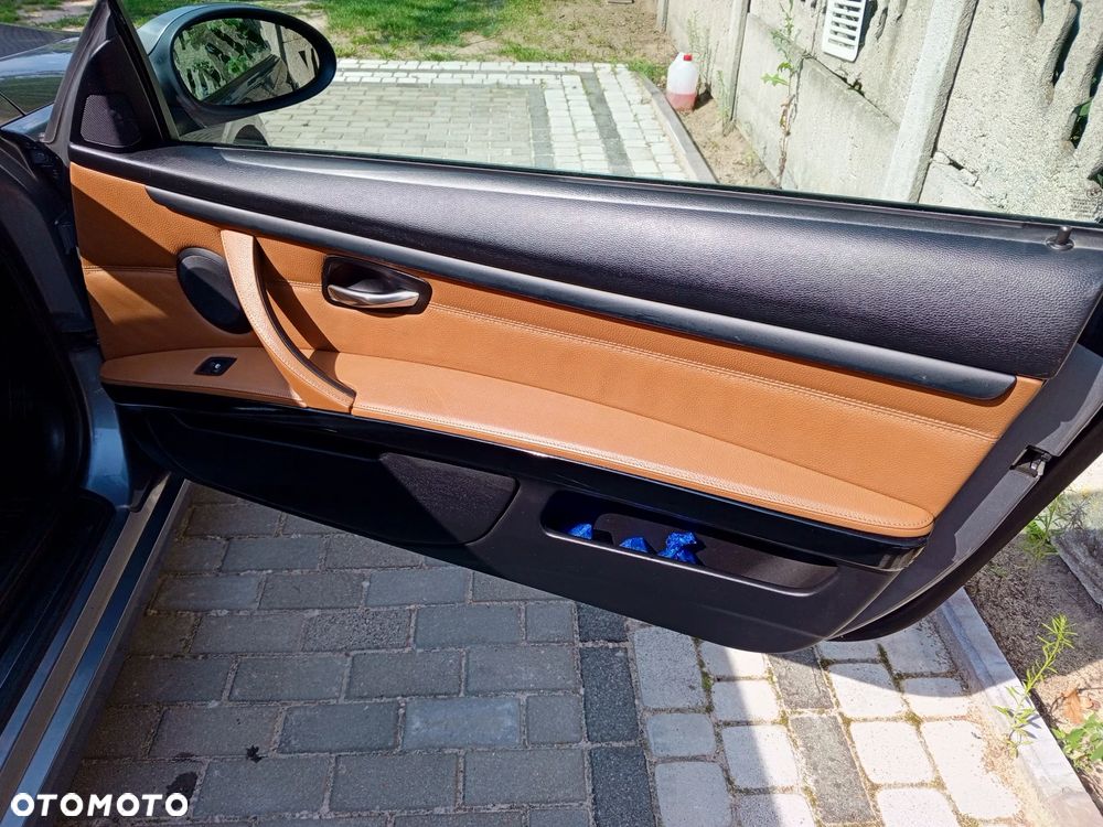 BMW Seria 3 320d - 9