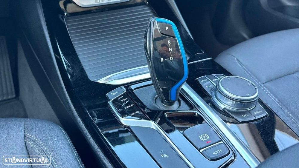 BMW iX3 Inspiring - 26