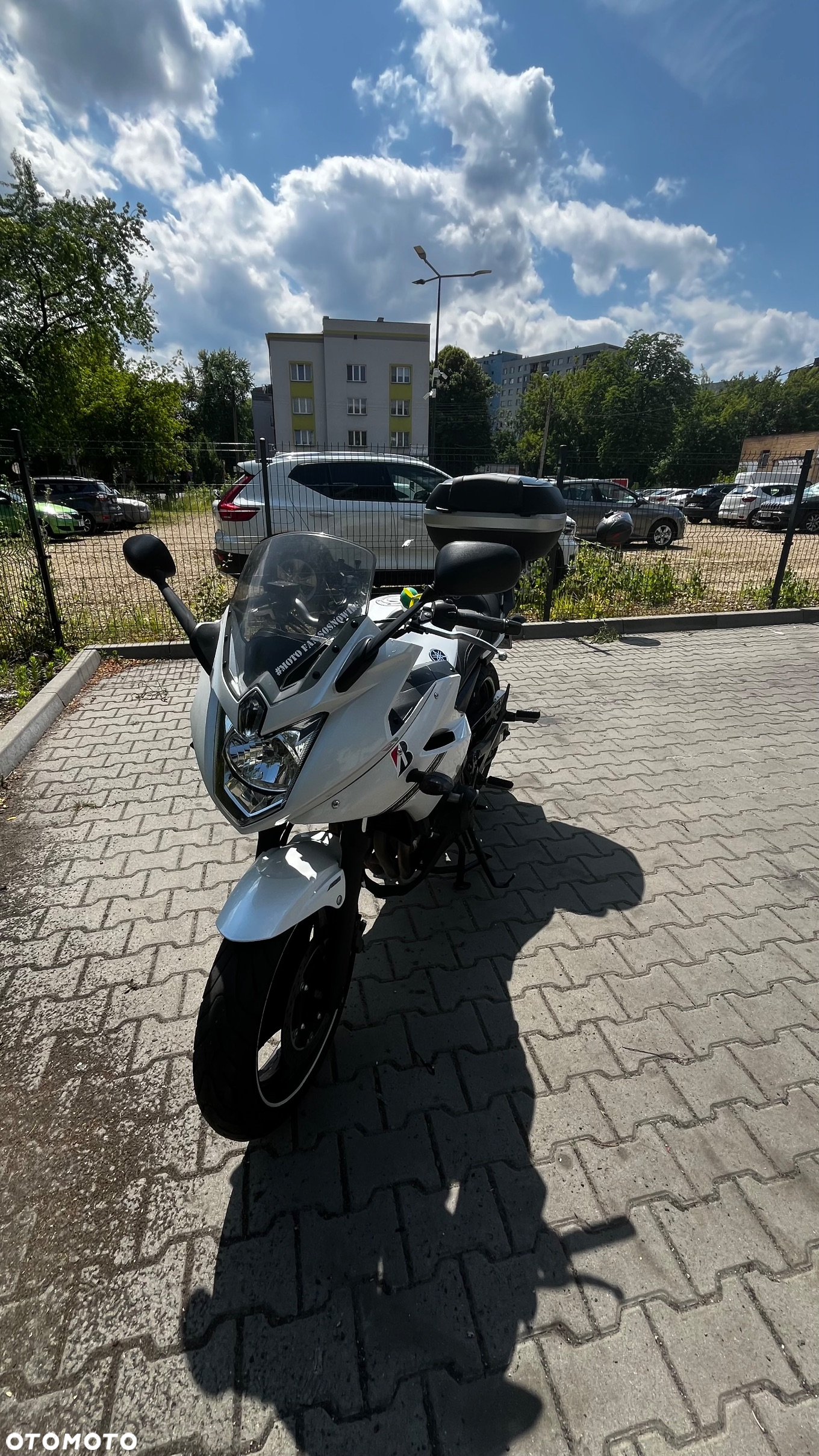 Yamaha XJ - 8