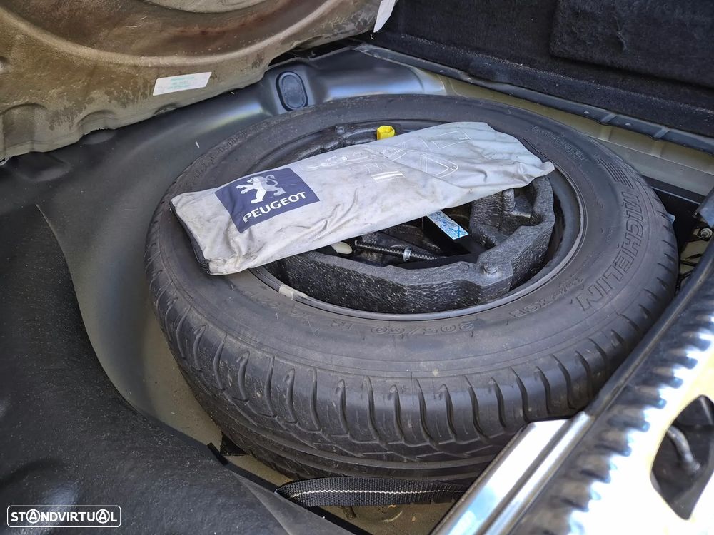 Peugeot 407 SW 1.6 HDi Executive - 6