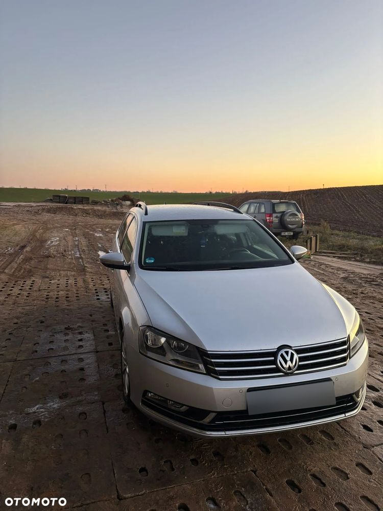 Volkswagen Passat 2.0 TDI Comfortline DSG - 1