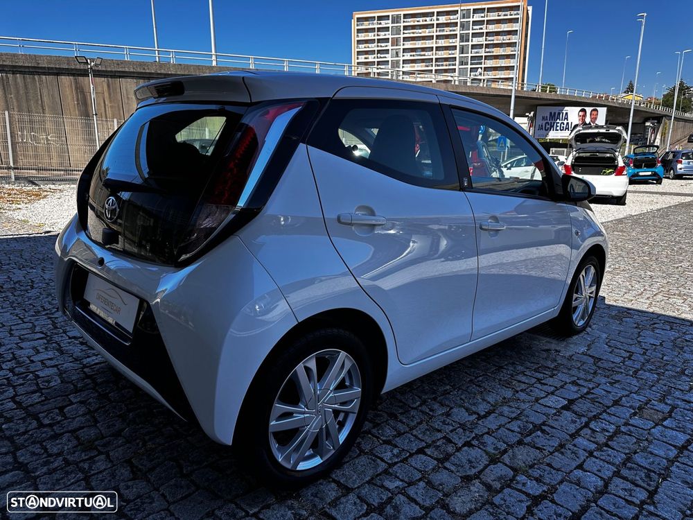 Toyota Aygo 1.0 X-Play Plus+X-Touch - 7