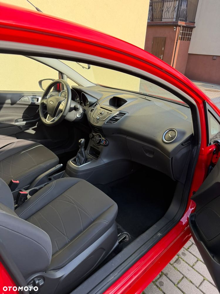 Ford Fiesta 1.25 Ambiente - 19