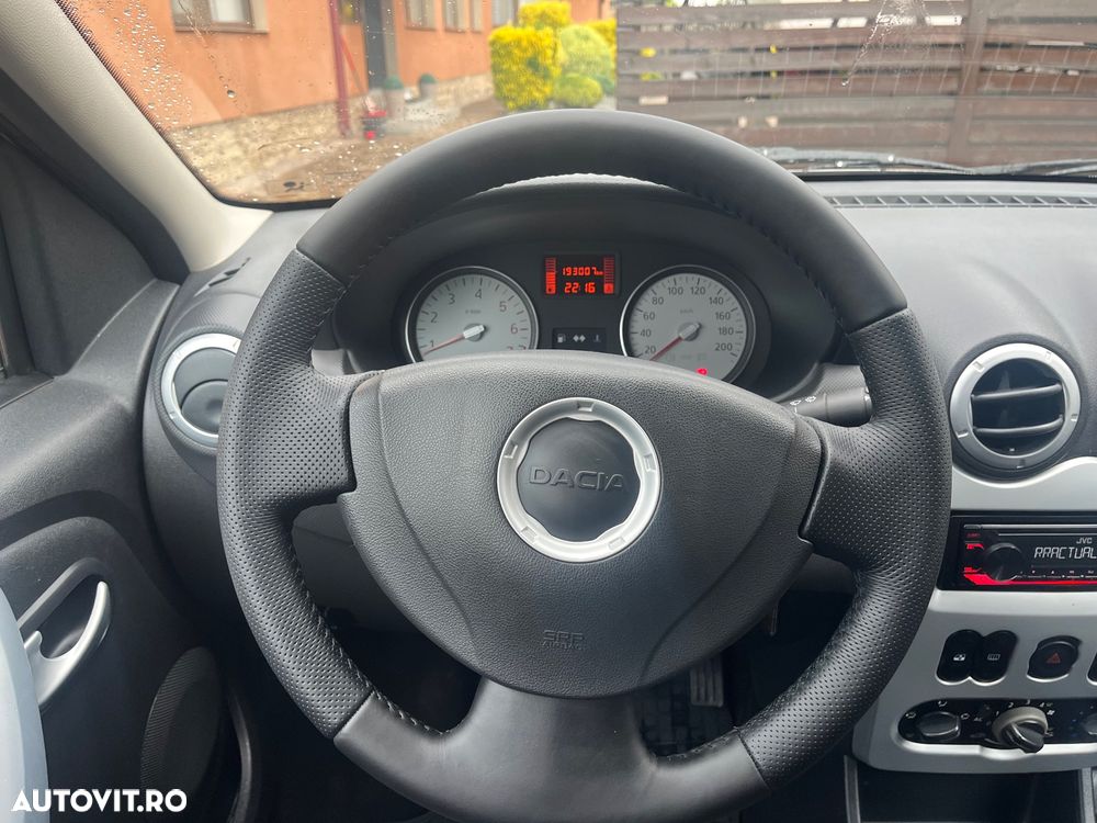 Dacia Logan 1.5 DCI Laureate - 10