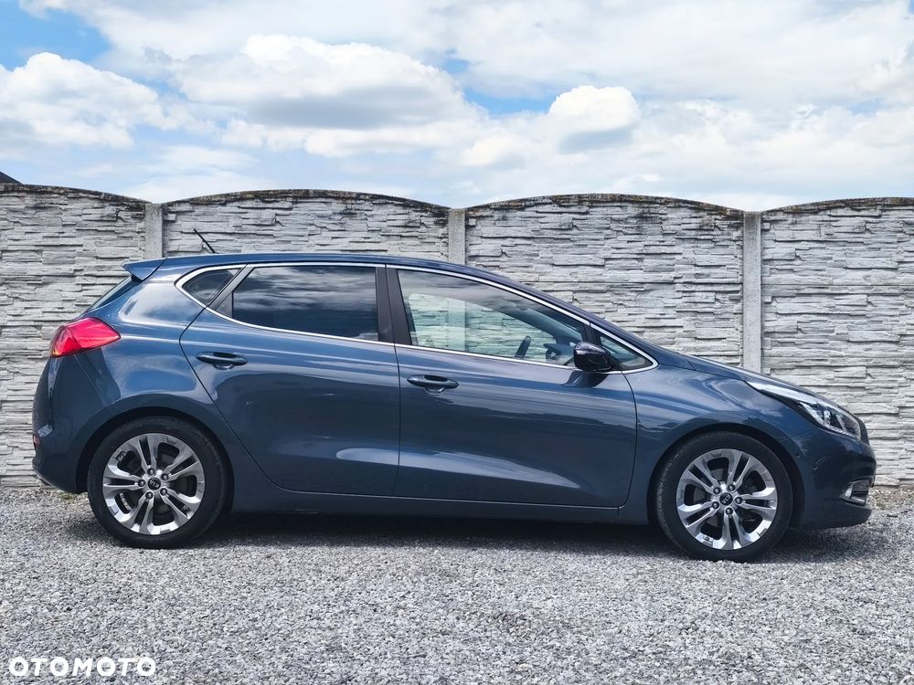 Kia Ceed 1.6 GDI DCT Platinum Edition - 5