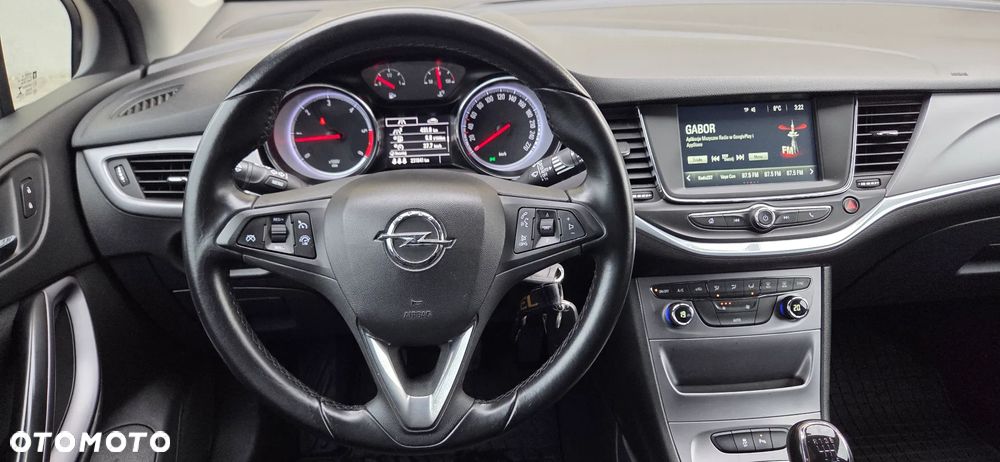 Opel Astra 1.6 CDTI Essentia - 25