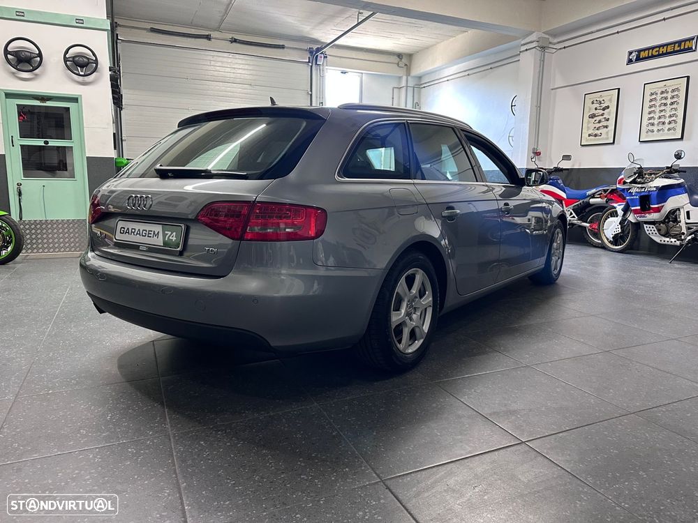 Audi A4 Avant 2.0 TDI exclusive - 30