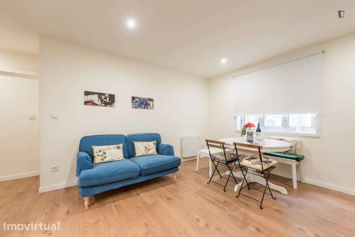 Apartamento com 2 quartos - localizado em Sé Porto - Grande imagem: 3/20