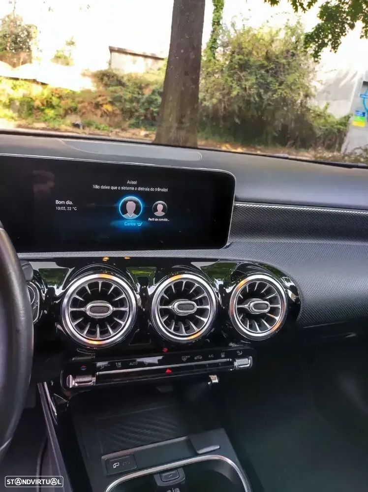 Mercedes-Benz A 250 Limousine e 8G-DCT Progressive - 16