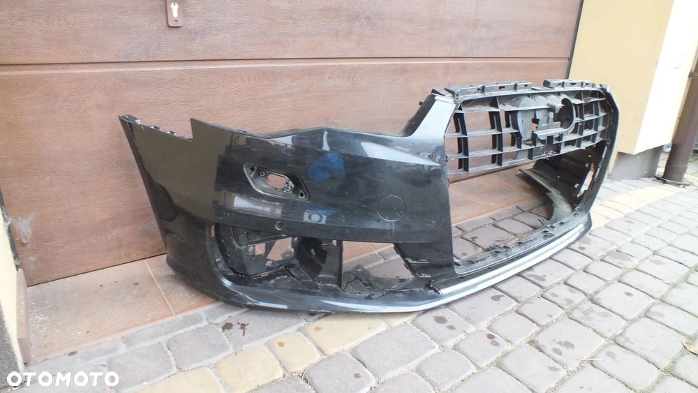 Zderzak przedni Audi A6 c7 przed lift - 2