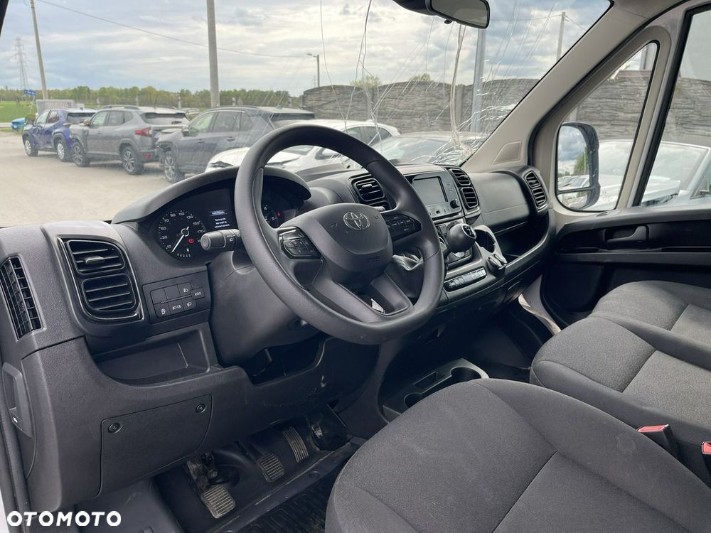 Toyota ProAce - 10