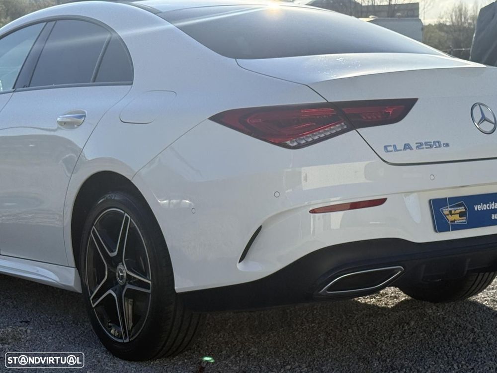 Mercedes-Benz CLA 250 e 8G-DCT AMG Line - 15