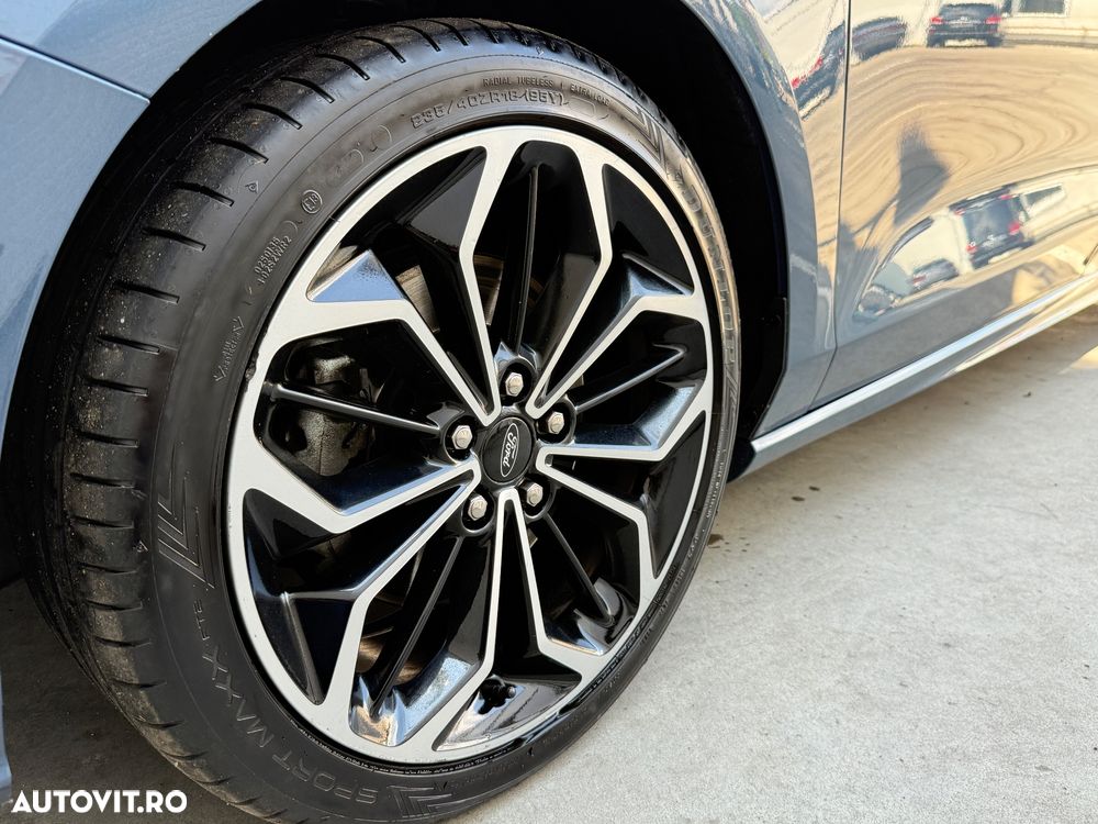 Ford Focus 1.5 EcoBoost Active - 9