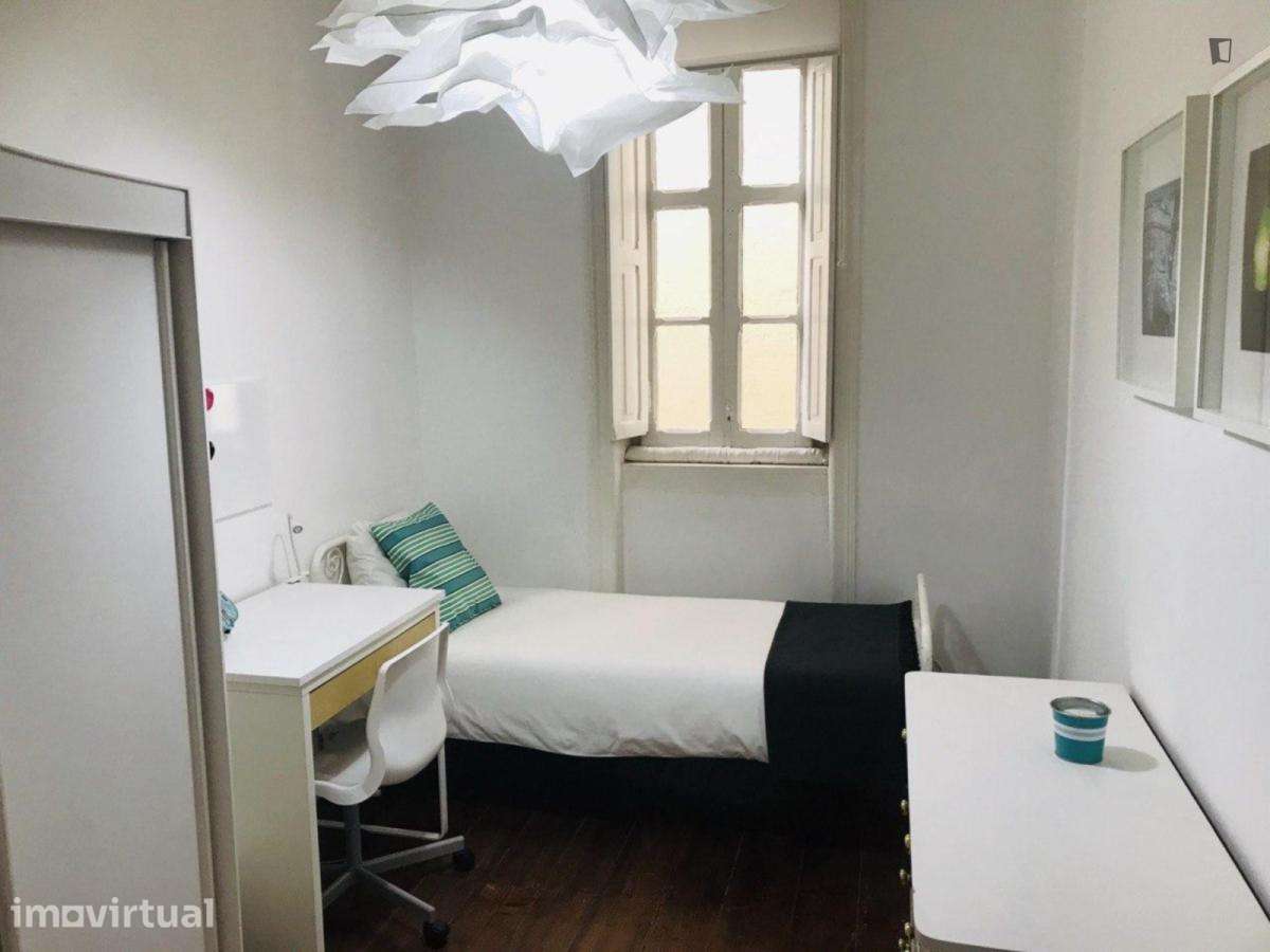 Quarto - localizado em Arroios Lisbon - Grande imagem: 3/18