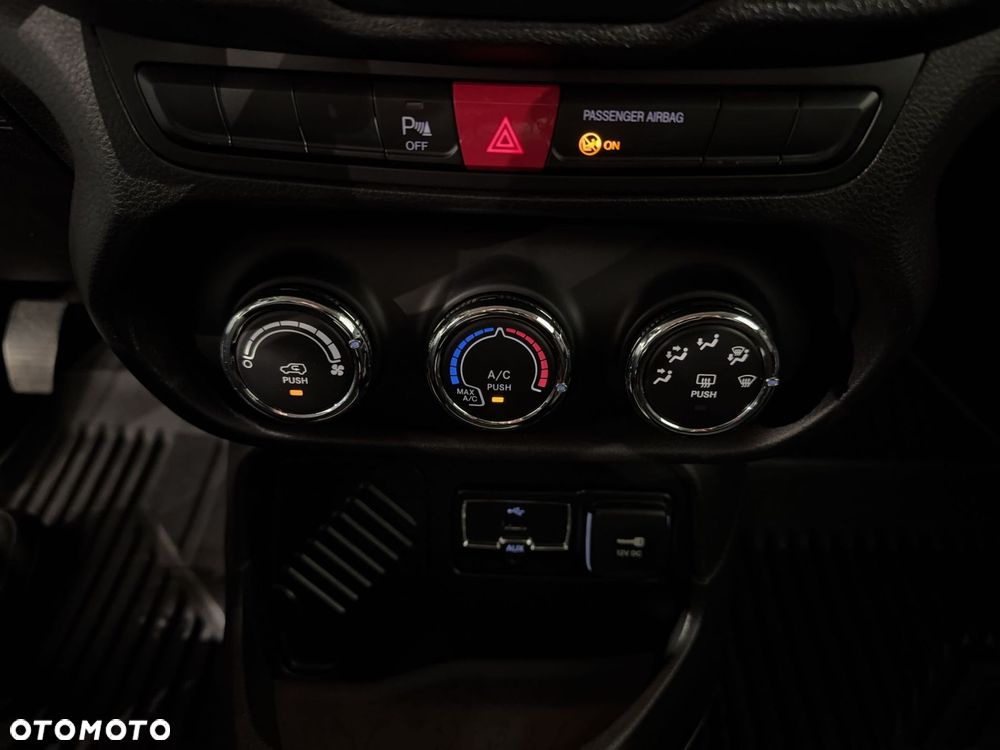 Jeep Renegade - 20