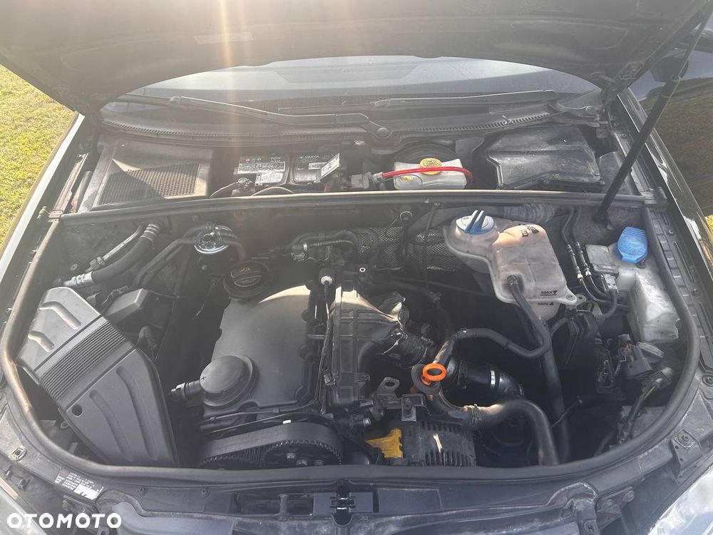Audi A4 Avant 2.0 TDI - 8