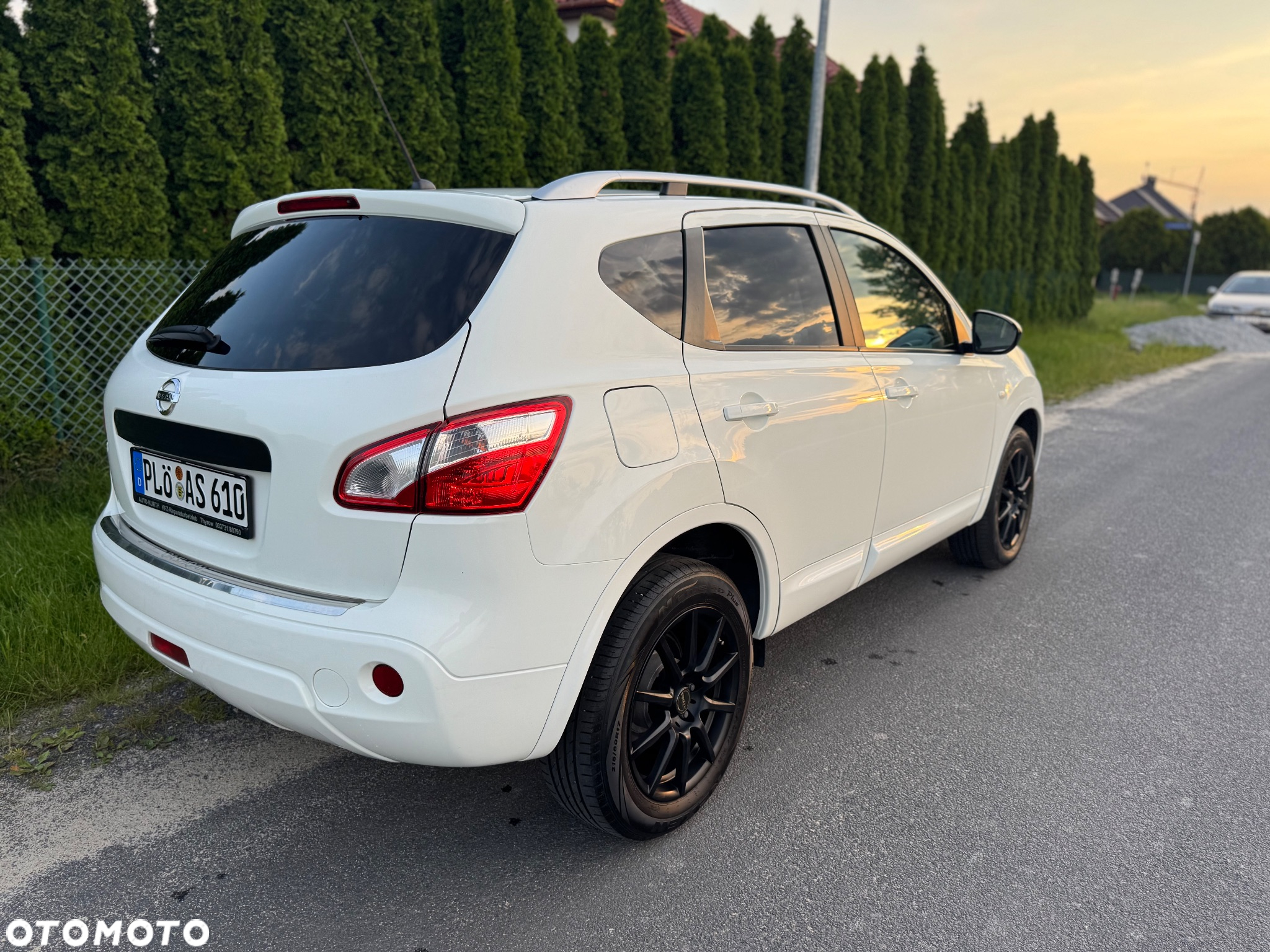 Nissan Qashqai 2.0 dCi DPF I-Way - 13