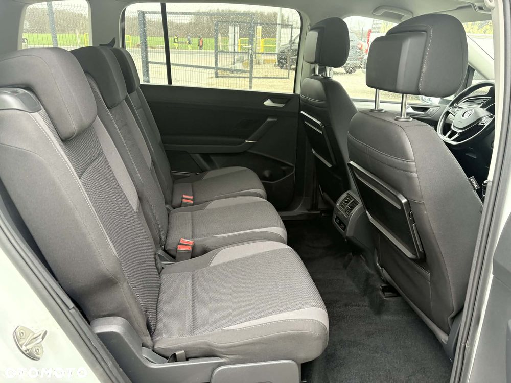Volkswagen Touran 1.6 TDI SCR (BlueMotion Technology) Trendline - 9