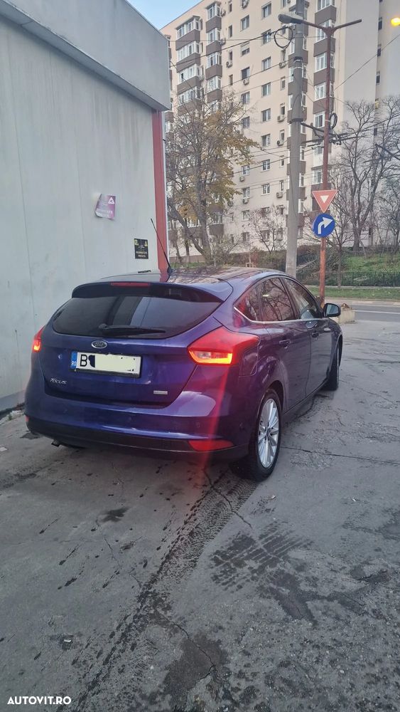 Ford Focus 1.0 EcoBoost Titanium - 3