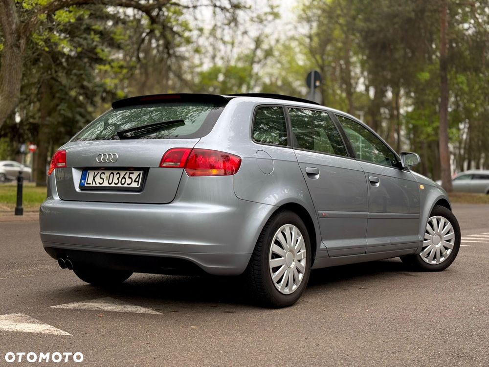 Audi A3 Sportback 1.8 TFSI S line Sportpaket - 4