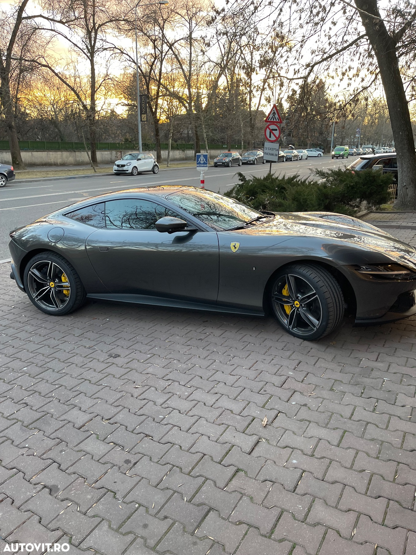 Ferrari Roma - 4