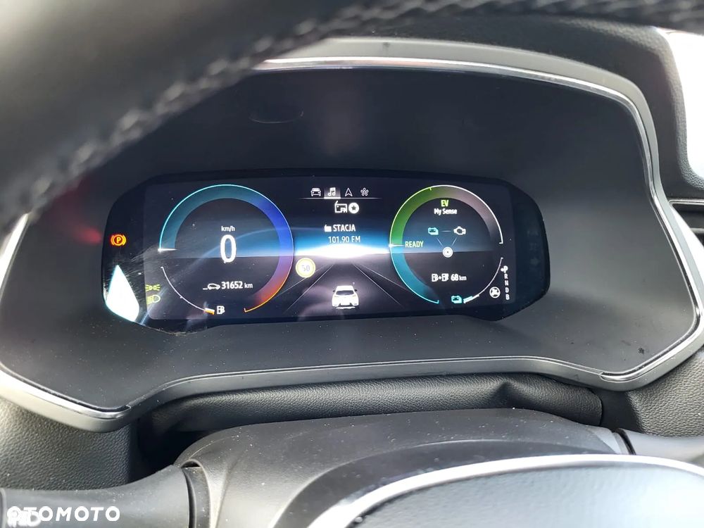 Renault Captur 1.6 E-TECH Plug-In Intens - 26