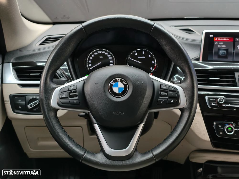 BMW X1 16 d sDrive Advantage Auto - 14