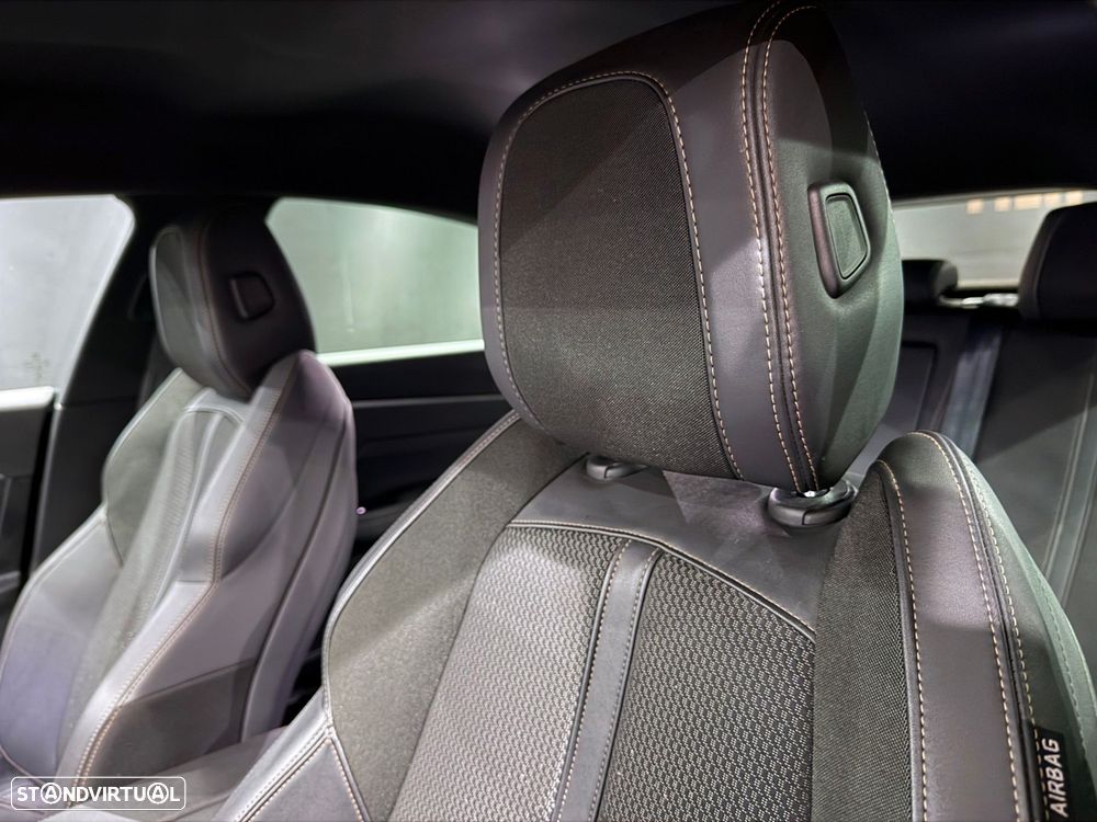 Peugeot 508 Plug-In Hybrid 225 e-EAT8 GT - 17