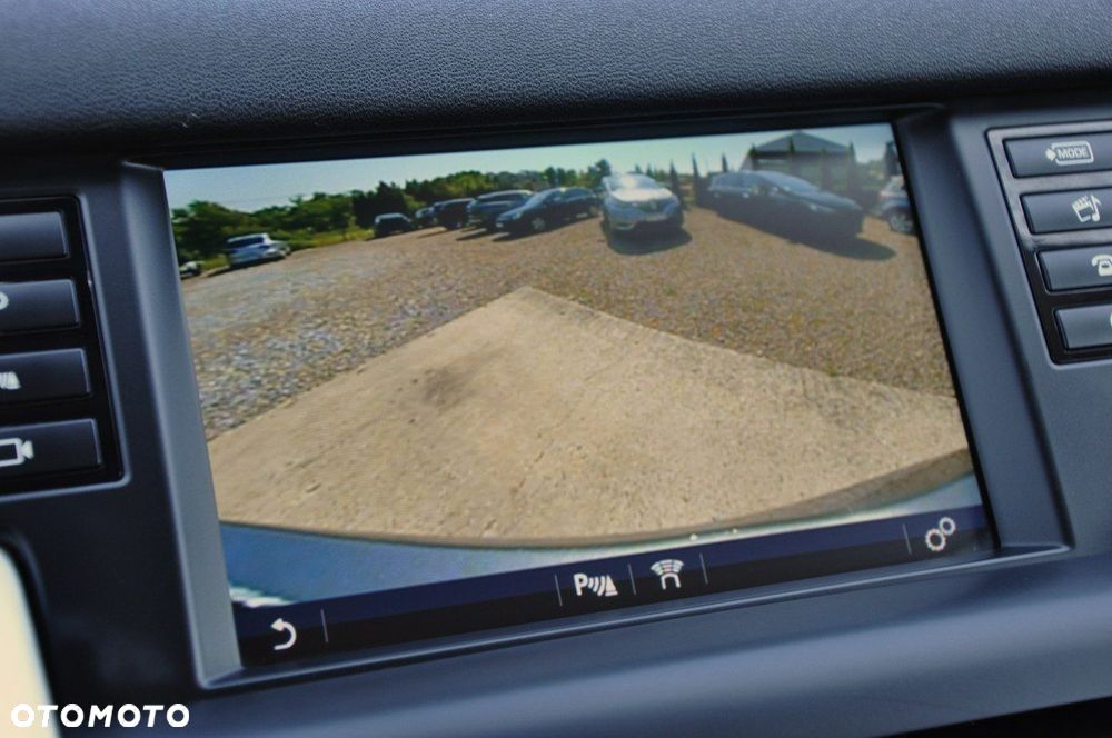 Land Rover Discovery Sport 2.0 eD4 HSE Luxury - 19