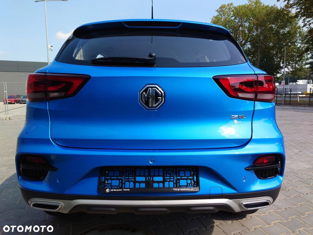 MG ZS - 5