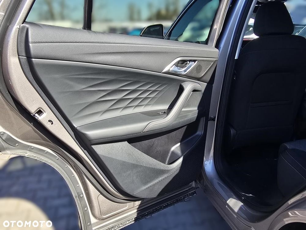 MG HS 1.5T HEV+ Excite - 8