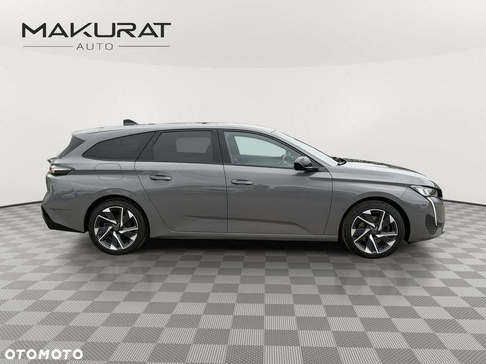 Peugeot 308 - 8